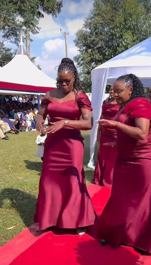 Bridesmaids in maroon on the red carpet